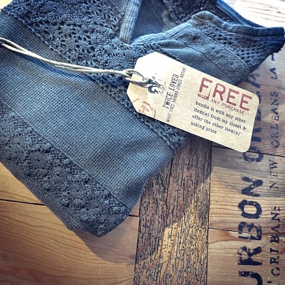 Lucky Brand Tops - 🇺🇸 Lucky Brand top XS FREE WITH ANY PURCHASE